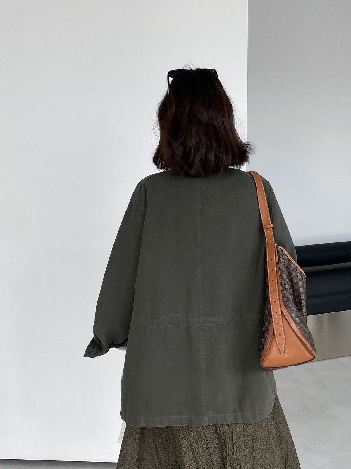 復古刺繡工裝風衣立領長袖外套-2色