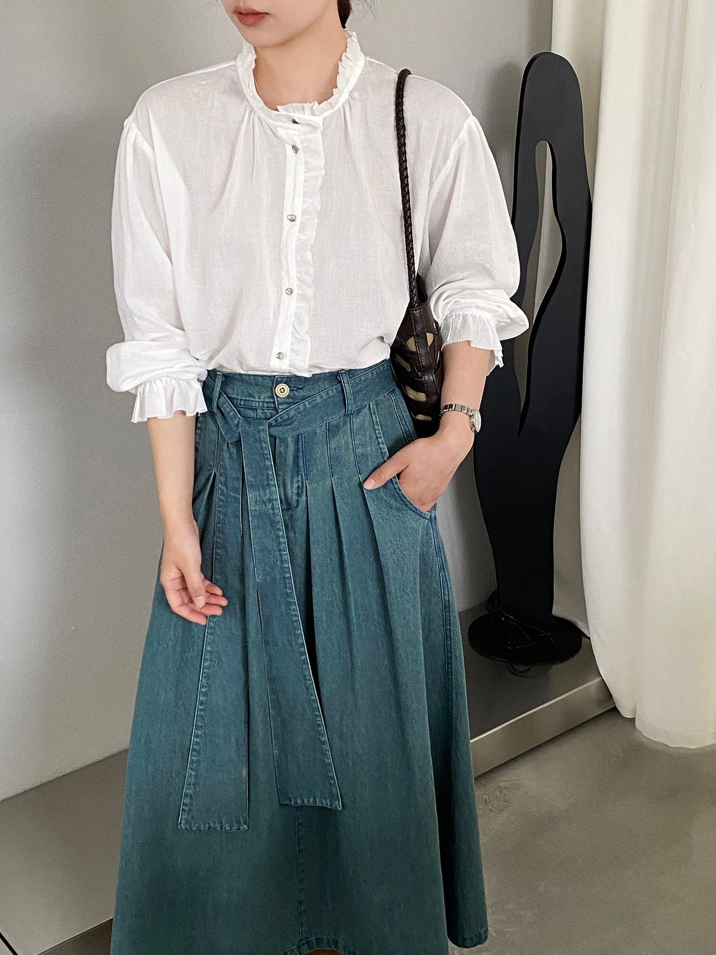 韓系復古木耳花邊領寬鬆喇叭袖苧麻襯衫-2色